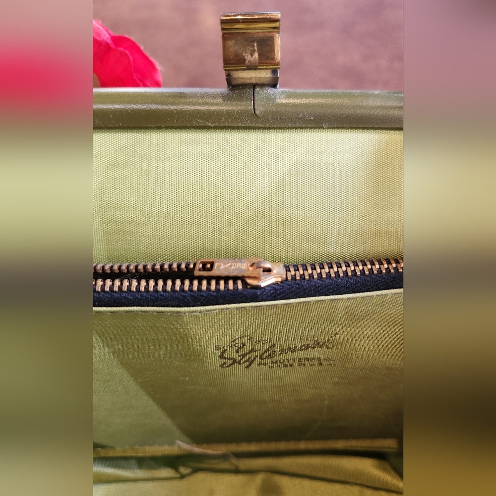 Vintage Green Leather Stylemark Purse - Picture 8 of 9